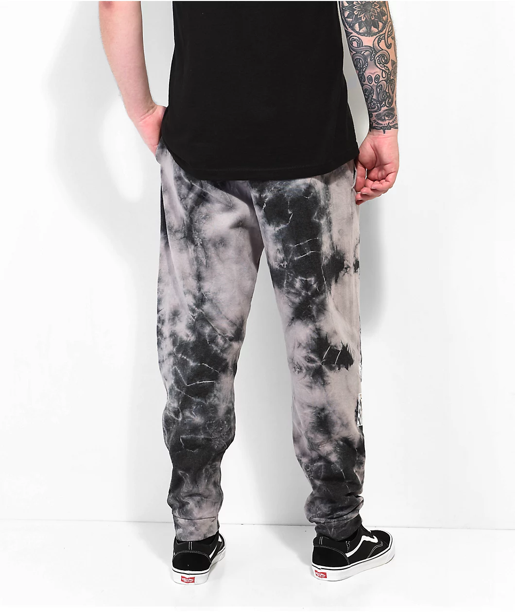 Episode X Jujutsu Kaisen Black Tie Dye Sweatpants - Image 6