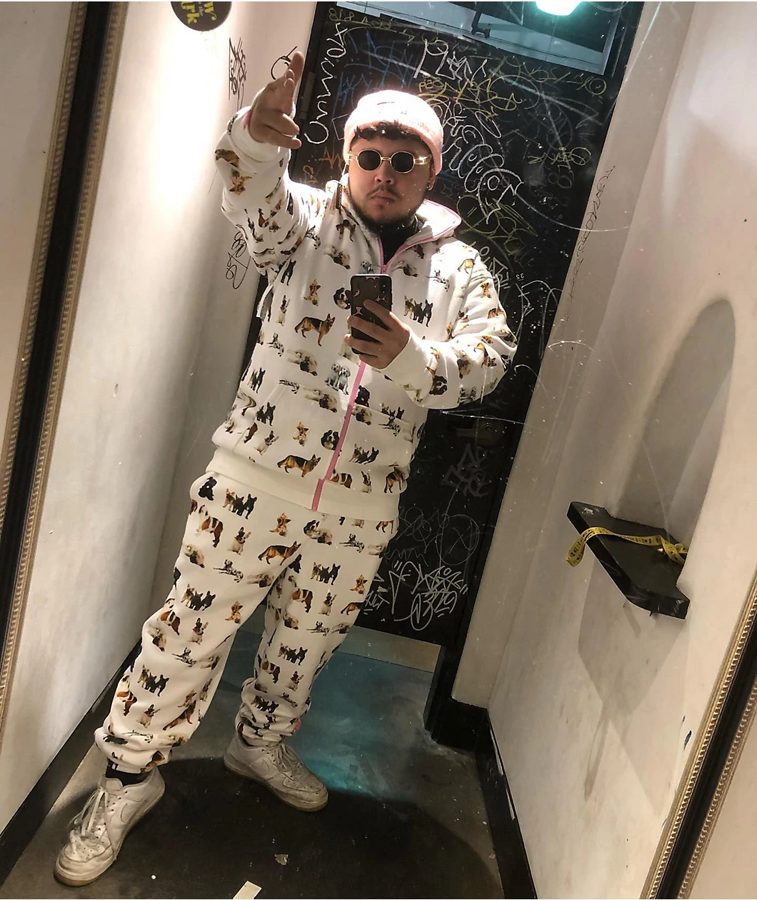 Salem7 Doghouse White Sweatpants - Image 3